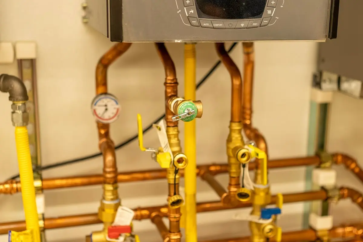 Licensed technician providing Slab Leak Repair for a homeowner in Shenandoah Farms